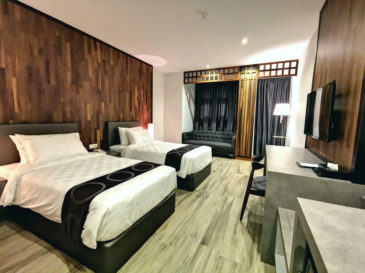Frame Hotel George Town Exterior photo