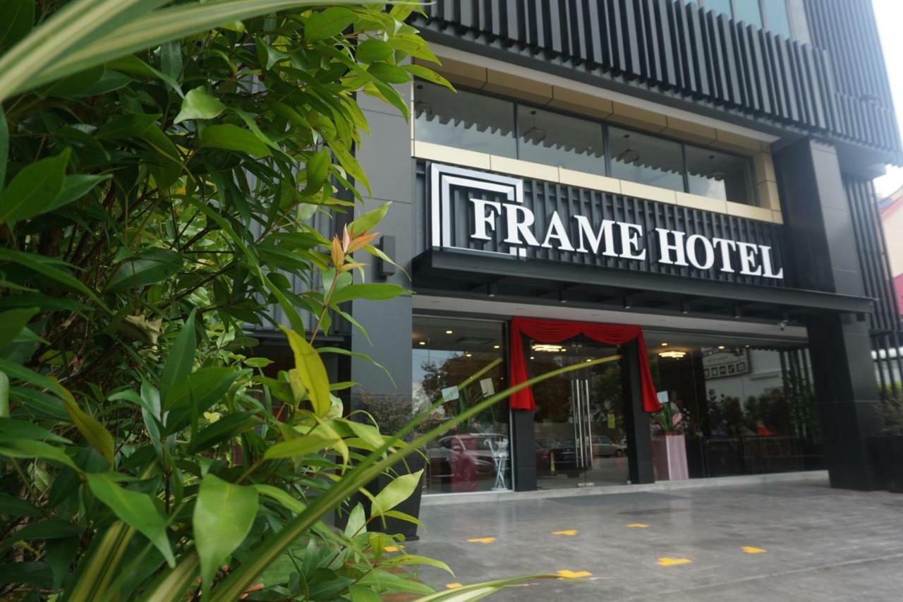 Frame Hotel George Town Exterior photo